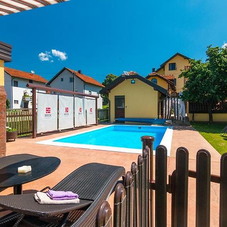 Brick Apartment Bajina Basta Bagian luar foto
