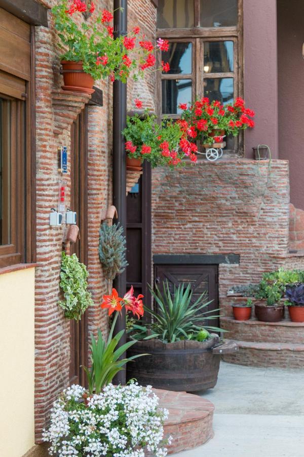 Brick Apartment Bajina Basta Bagian luar foto