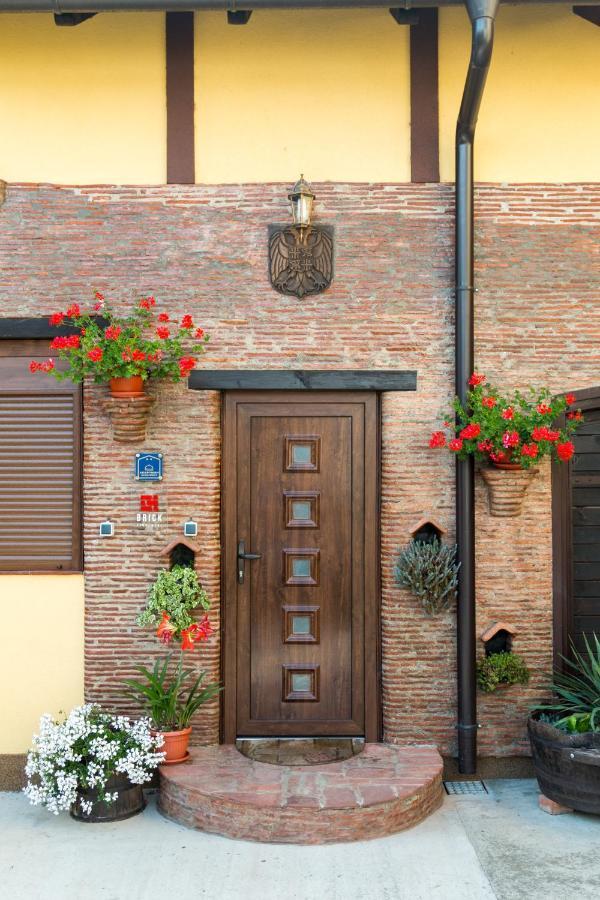 Brick Apartment Bajina Basta Bagian luar foto