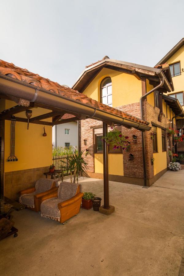 Brick Apartment Bajina Basta Bagian luar foto